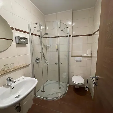 Usedom Bike Hotel & Suites Karlshagen Exterior photo